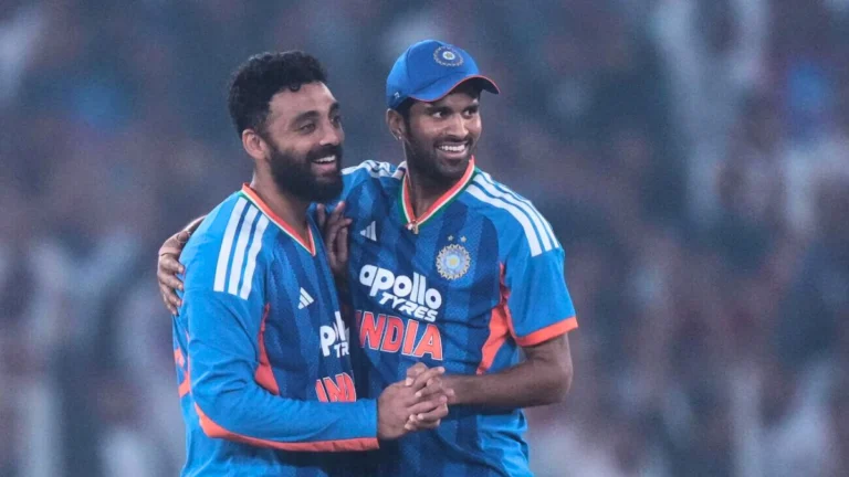 Washington-Sundar-Varun-Chakaravarthy-India-