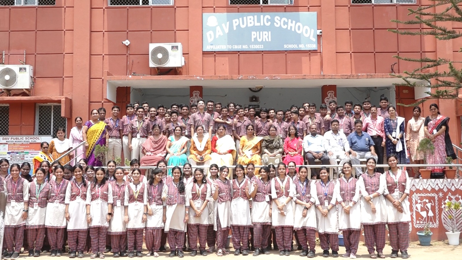 WhatsApp Image 2026-04-16 at 18.32.48