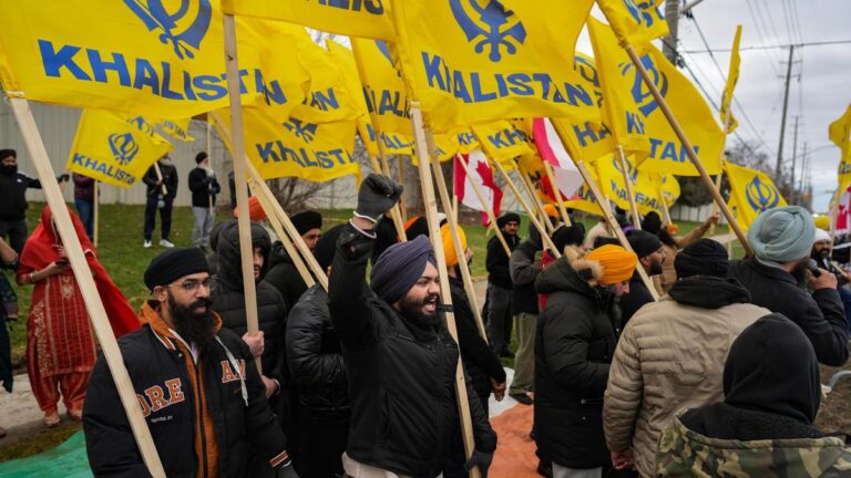 Canada_Temple_Protest_51_27