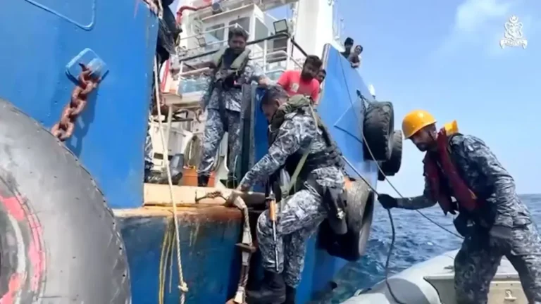 indian-pakistan-navy-rescue-1778055103730