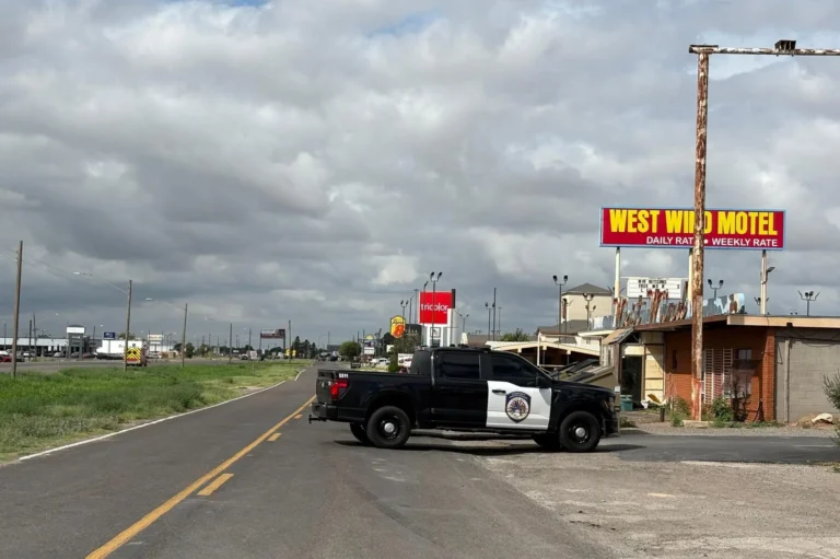 Texas_Shooting_14273-3