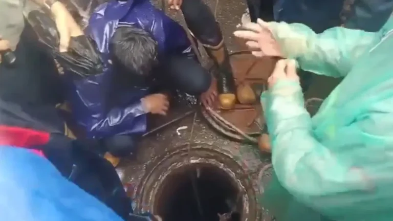 mumbai-manhole-incident-1782996504