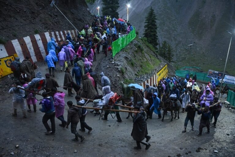 Amarnath-Yatris-Baltal-1024x683