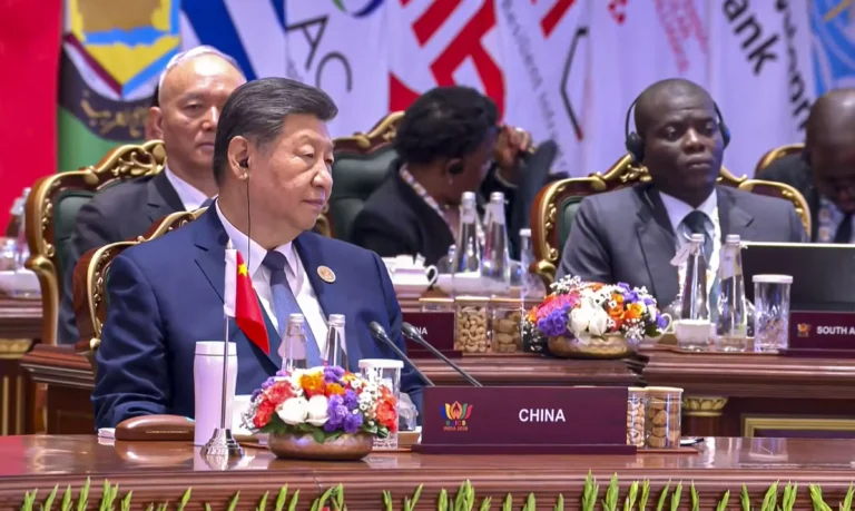 1056380-xi-jinping