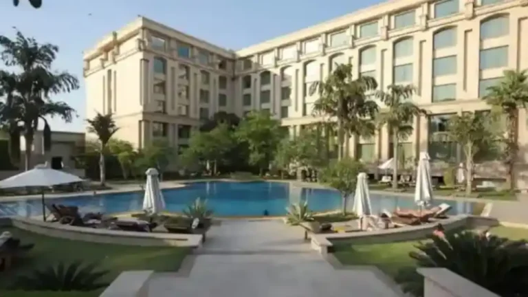 1dahpnog_hotel-grand_625x300_12_September_26