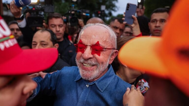 2026-10-25T214120Z_270635599_RC2KAOAZJ6YN_RTRMADP_3_BRAZIL-ELECTION